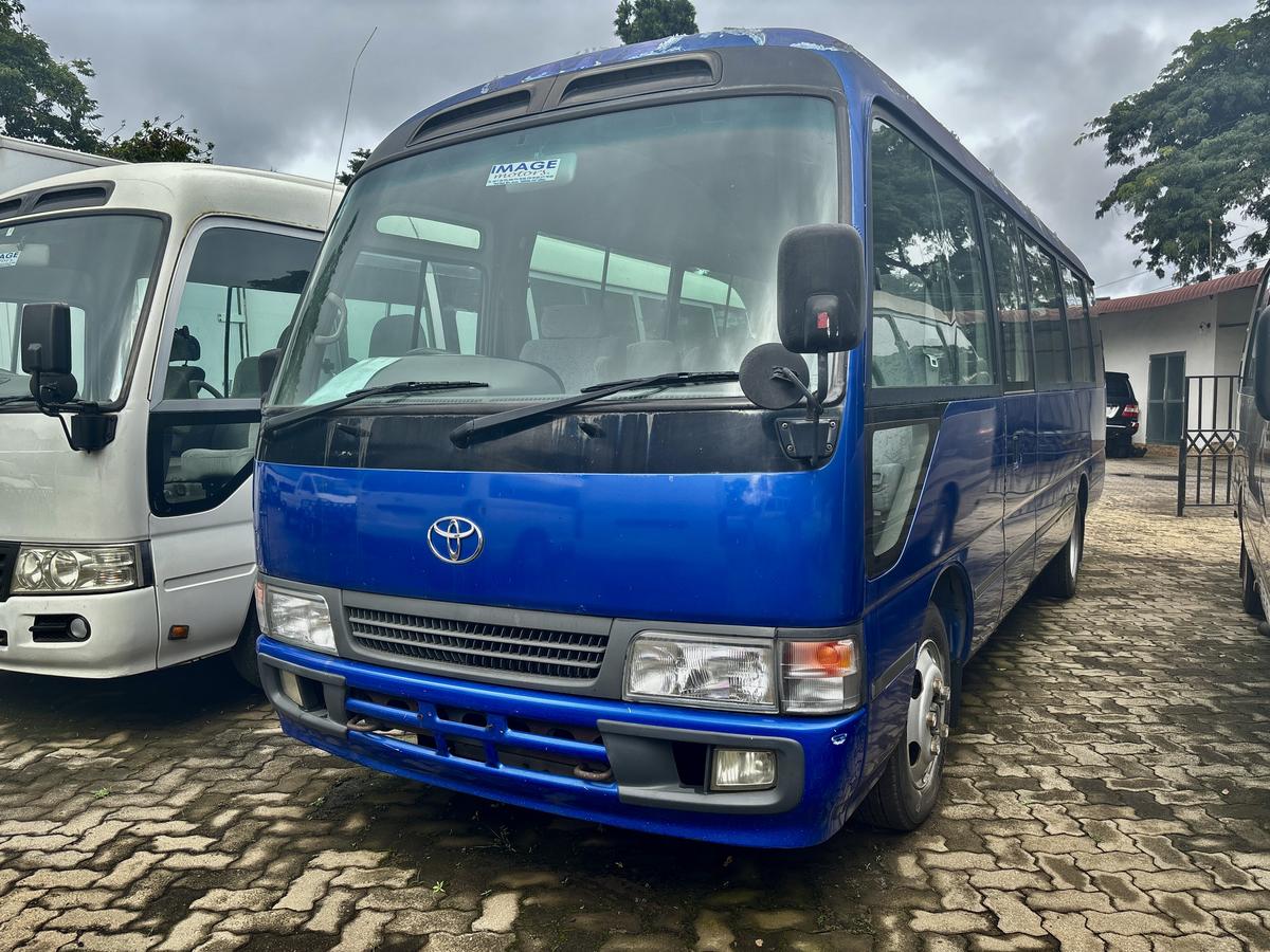 2005 TOYOTA COASTER - Image 3 - Image Motors Tanzania