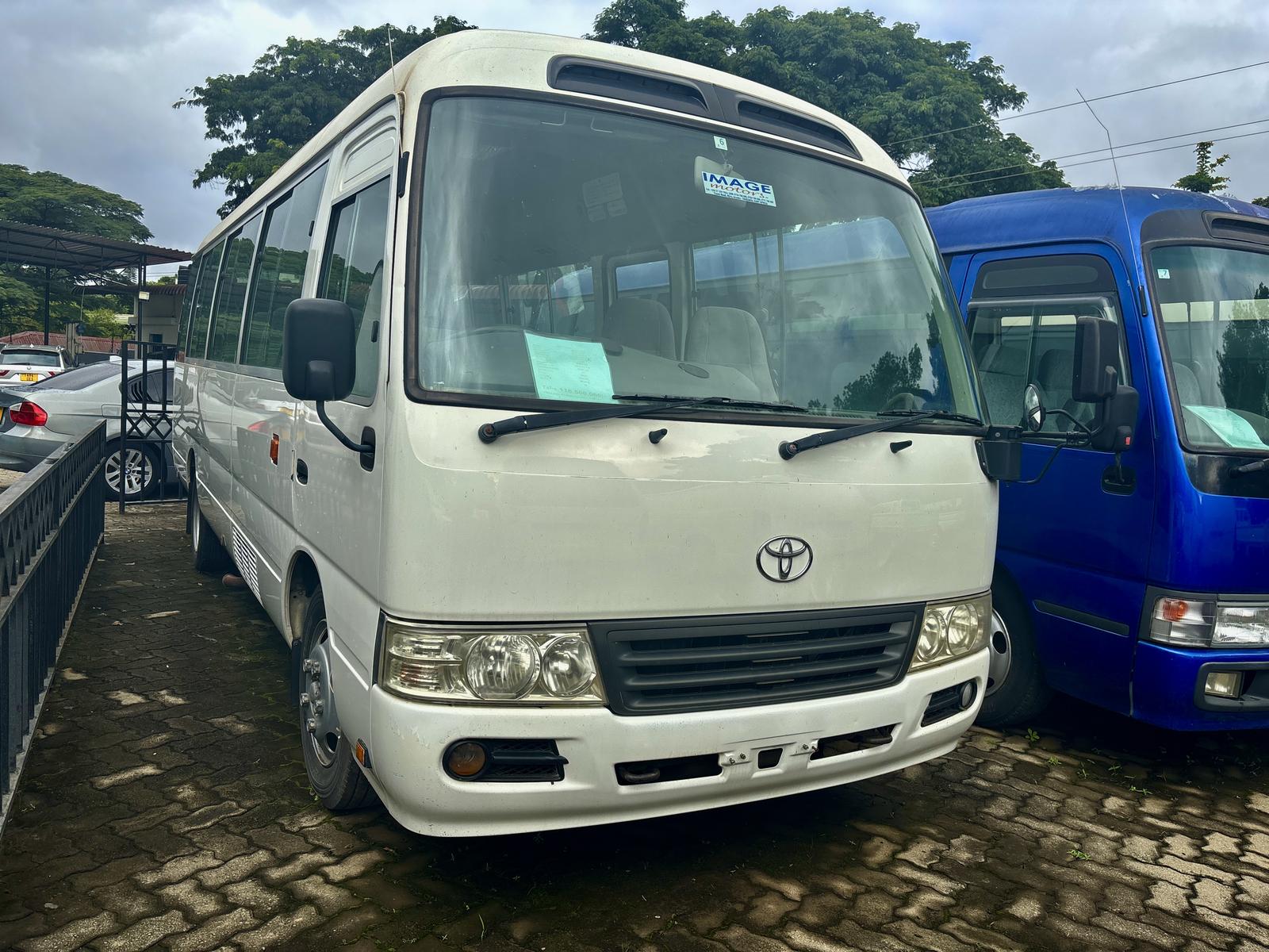 2005 TOYOTA COASTER - Image 2 - Image Motors Tanzania