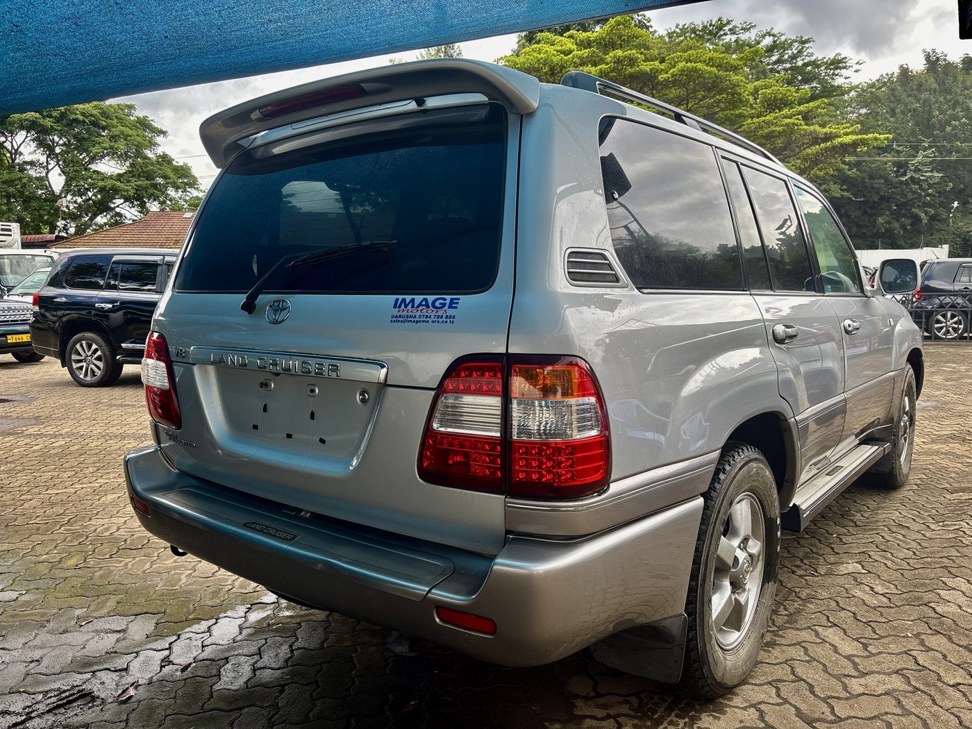 2005 TOYOTA LANDCRUISER VX - Image 3 - Image Motors Tanzania