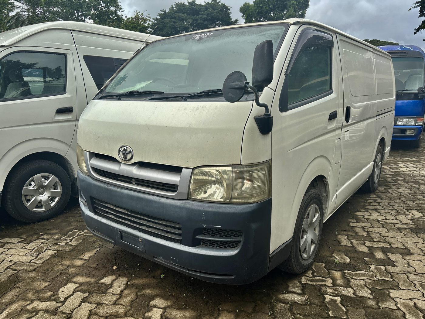 2006 TOYOTA REGIUSACE FREEZER - Image 6 - Image Motors Tanzania