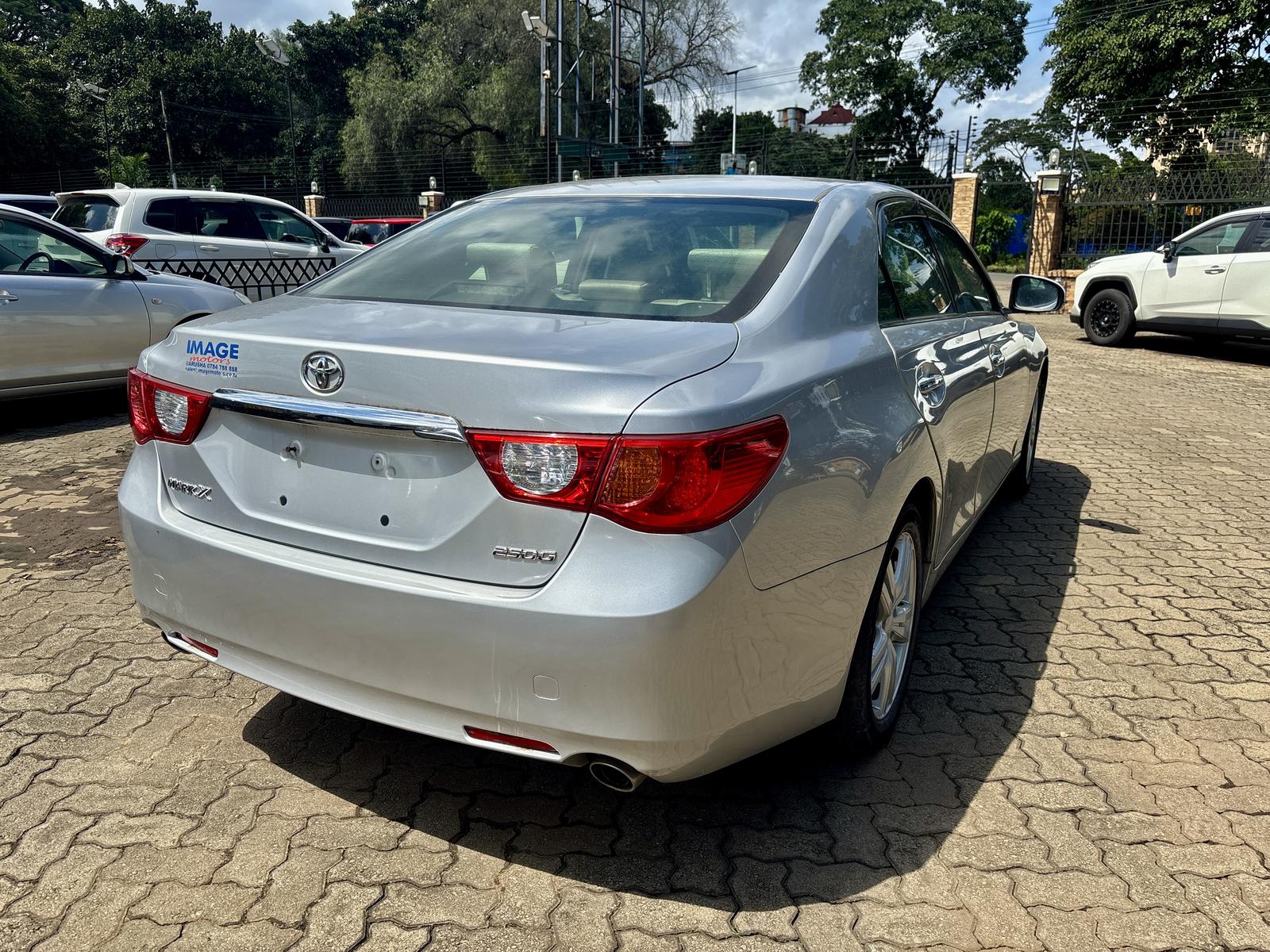 2011 TOYOTA MARK X - Image 5 - Image Motors Tanzania