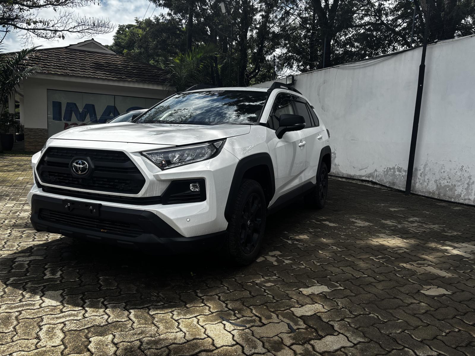 2020 TOYOTA RAV 4 - Image 5 - Image Motors Tanzania