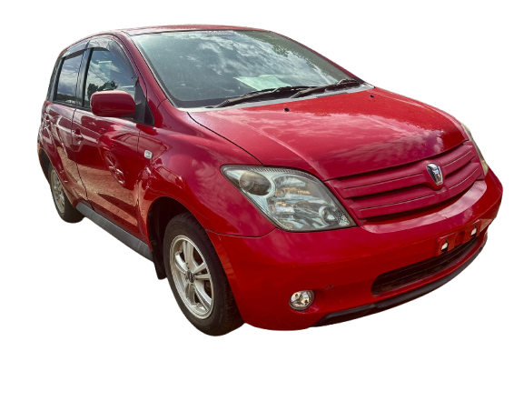 2004 TOYOTA IST