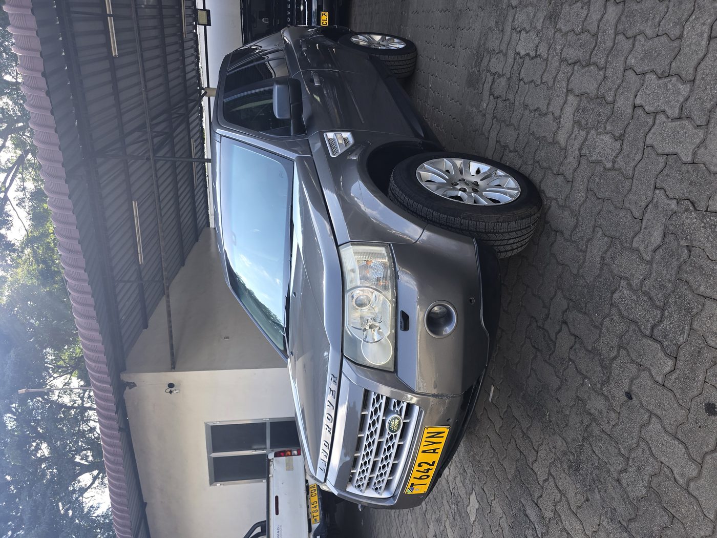 TOYOTA LAND ROVER FREELANDER (T642AYN)